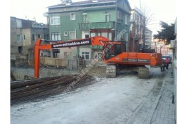 Doosan uzun bomlu ekskavatör 